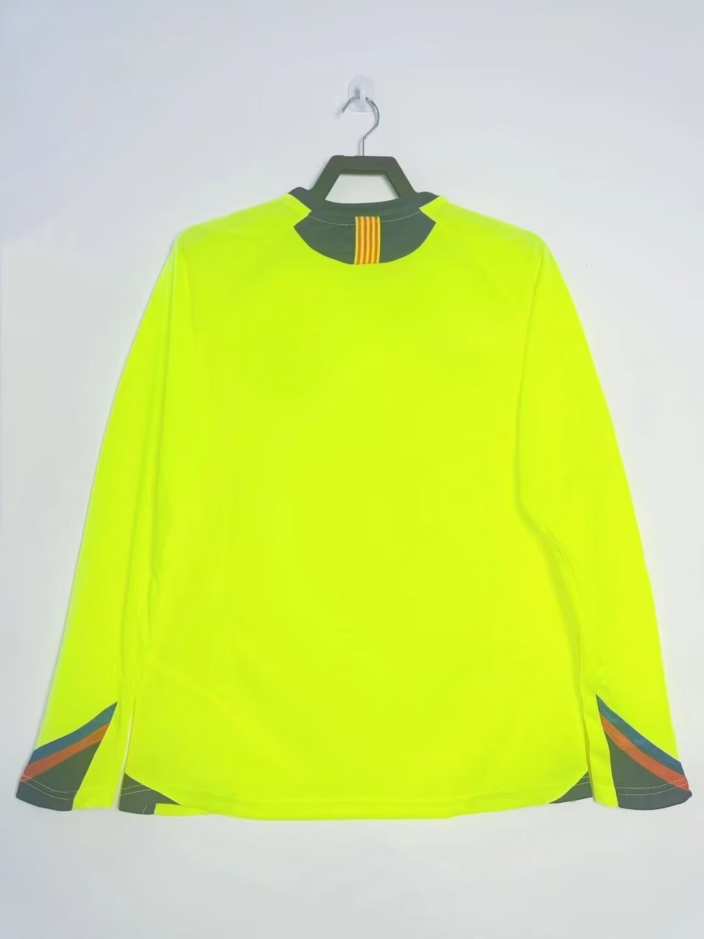 2005-2006 Barcelona Away Long Sleeve Kit