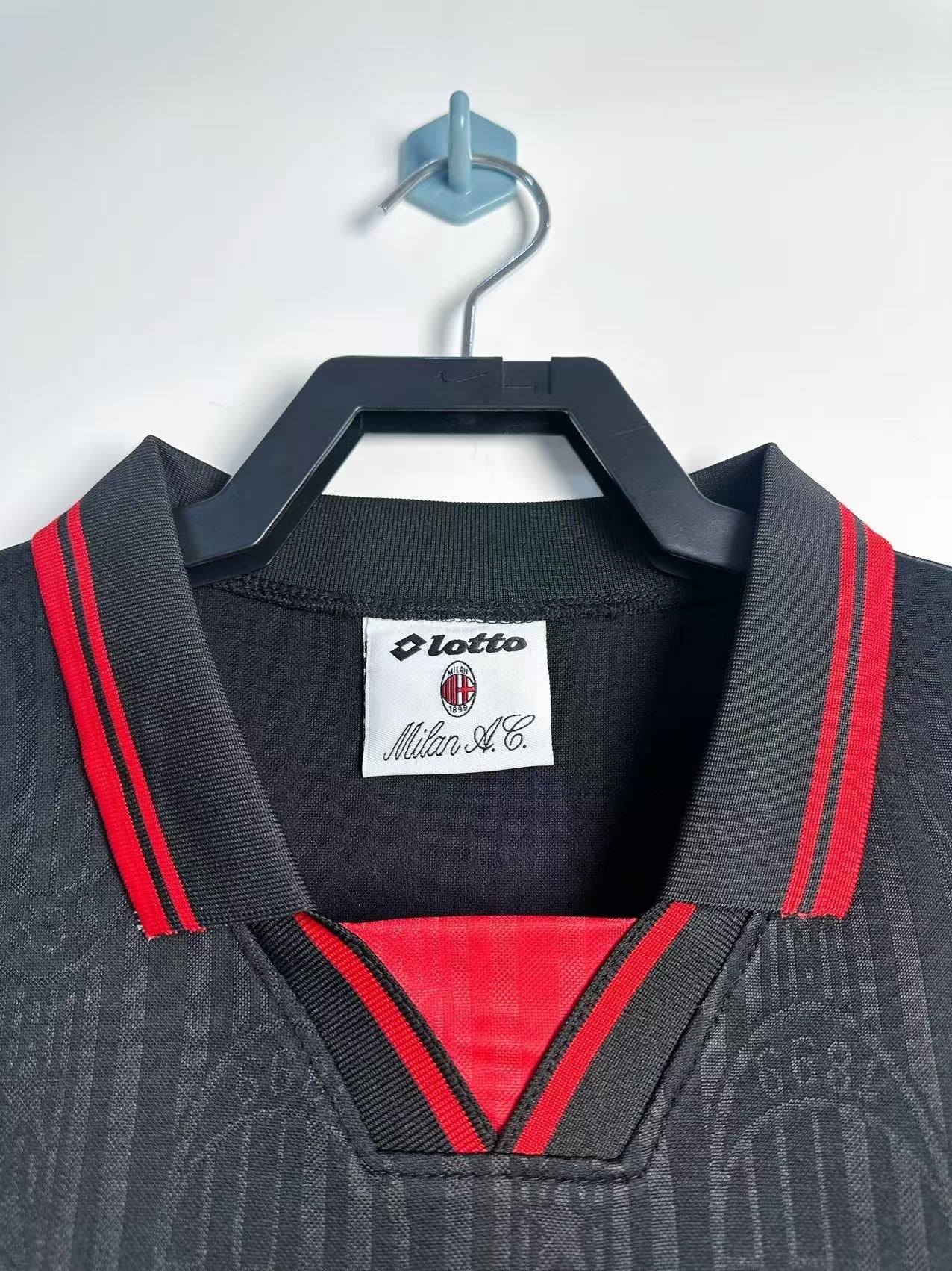 1997-1998 AC Milan Away Kit