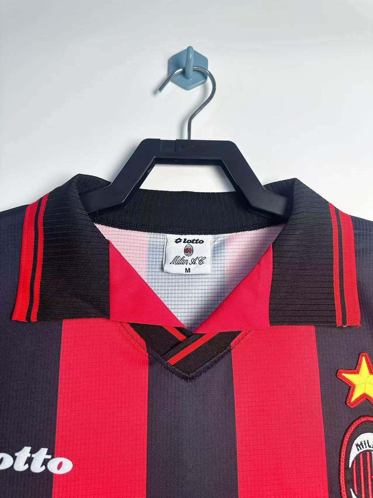 1997-1998 AC Milan Home Kit