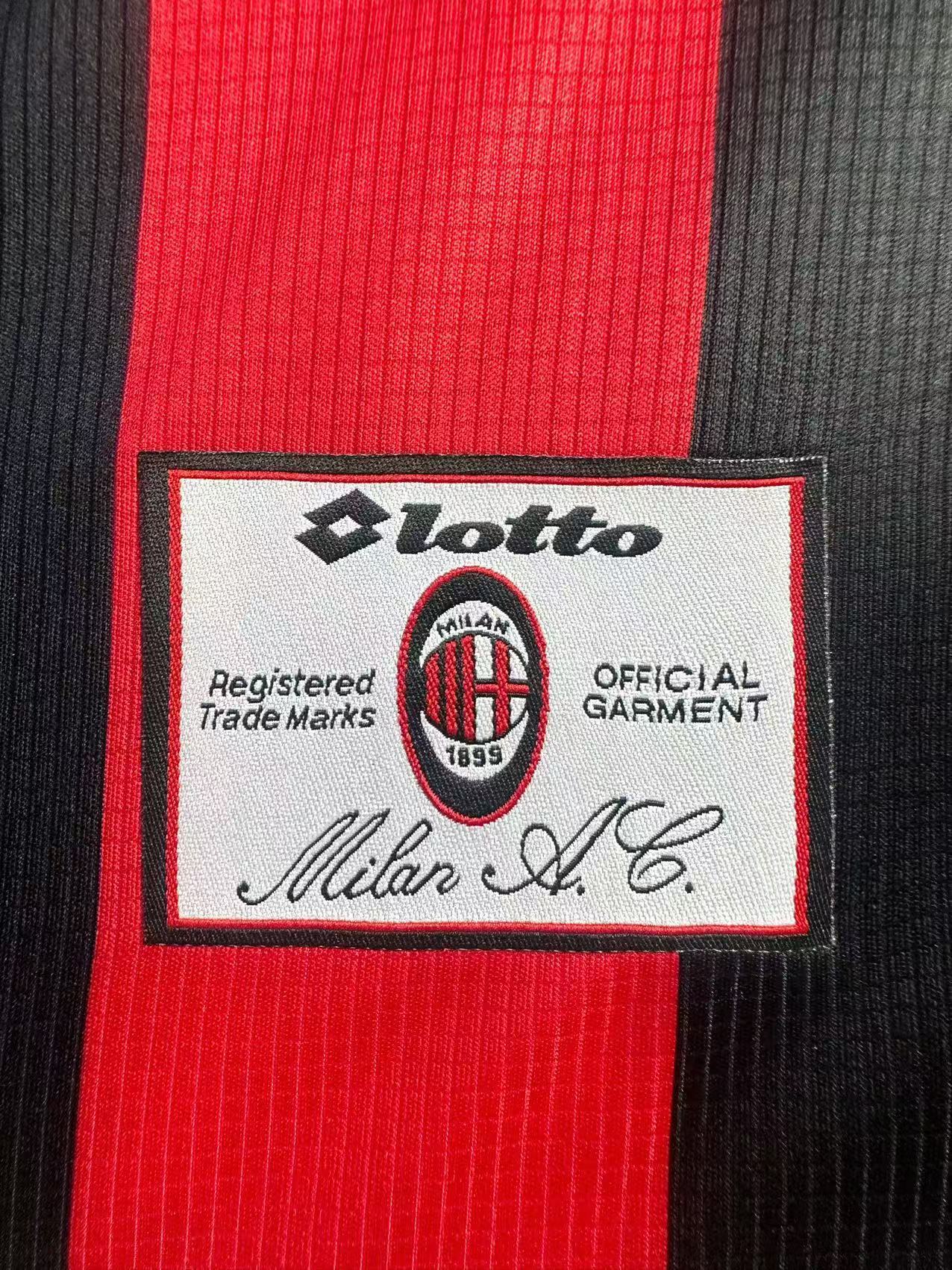 1997-1998 AC Milan Home Kit