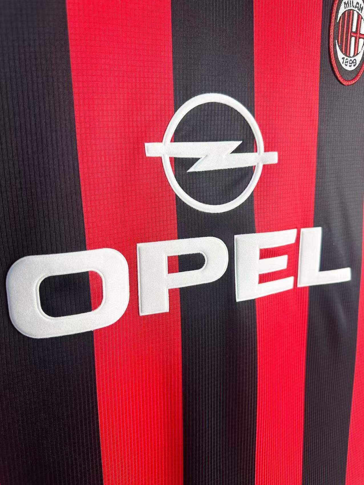 1997-1998 AC Milan Home Kit