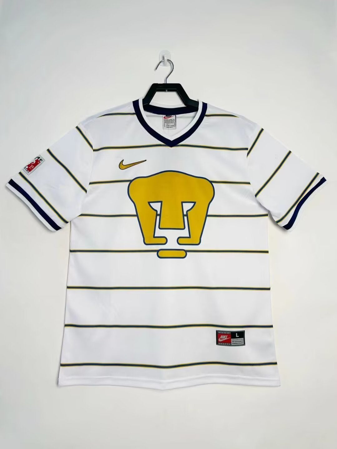 1997-1998 Pumas Away Kit