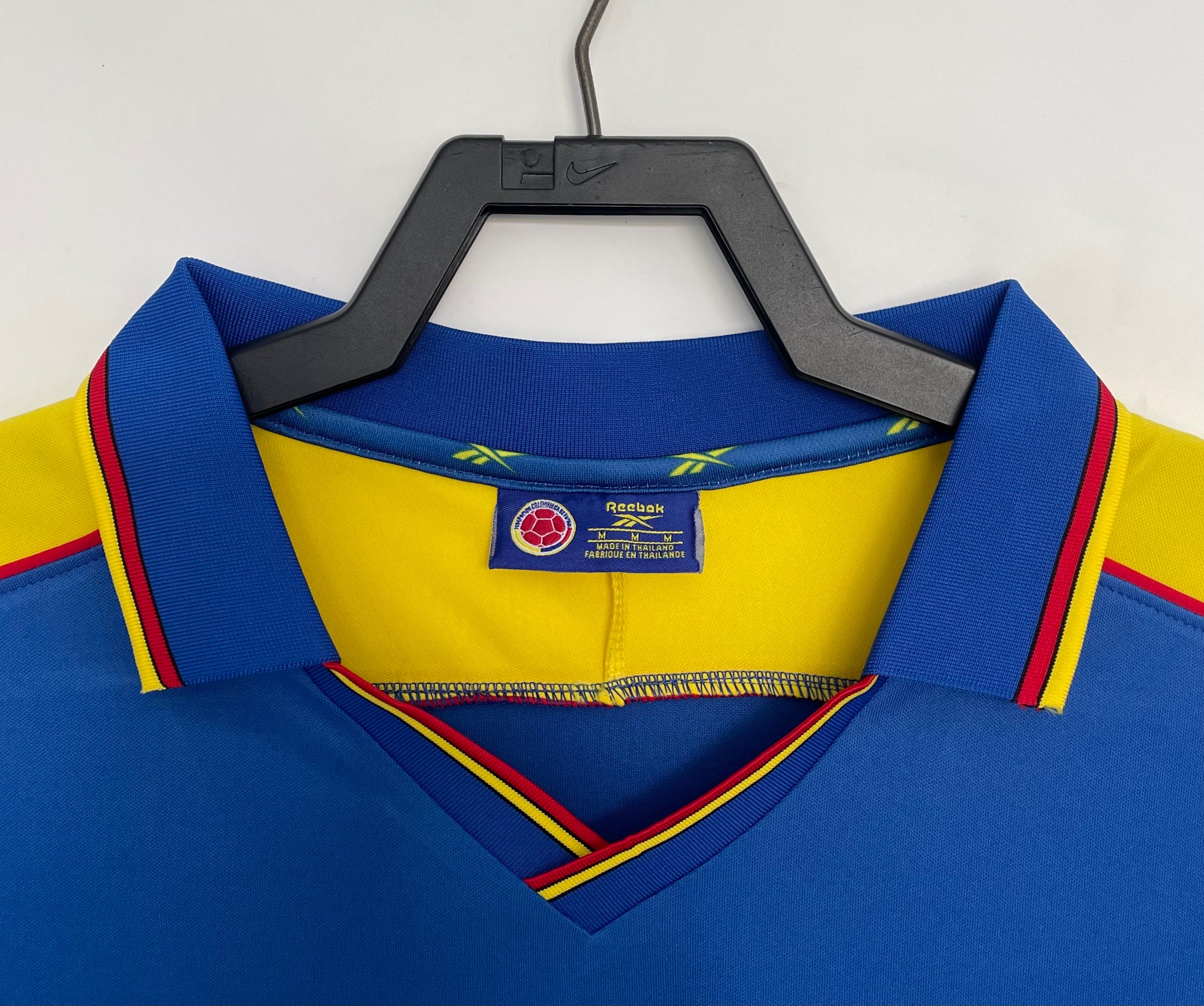 1998 Colombia Away Kit