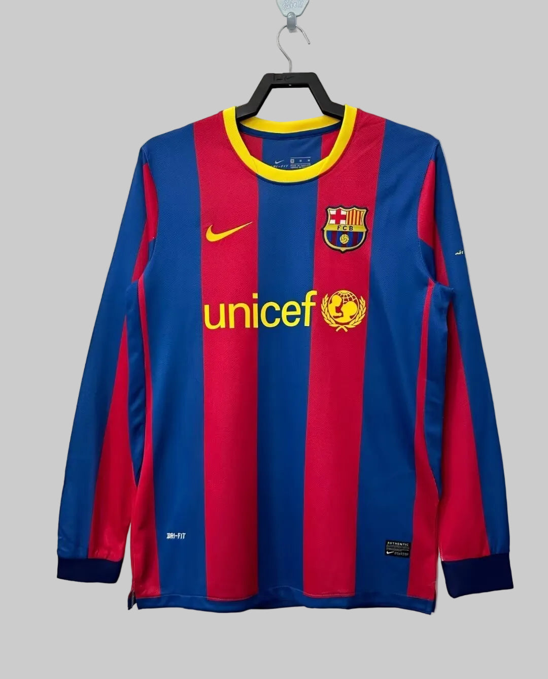 2010-2011 Barcelona Home Kit